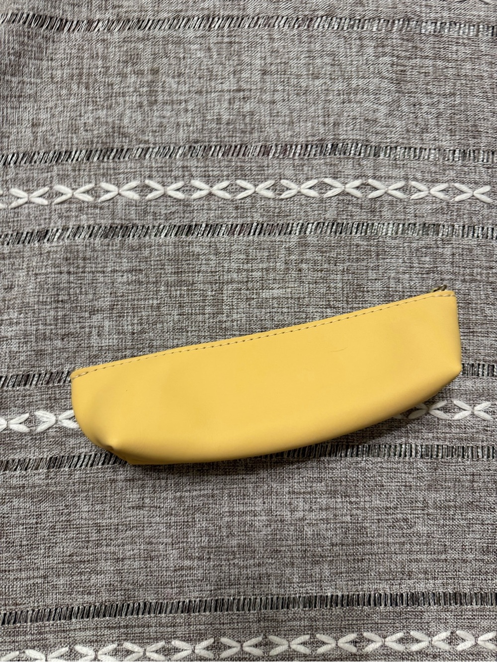 Portland Leather Pencil Pouch Canary Yellow Zip top NWOT - Picture 2 of 3